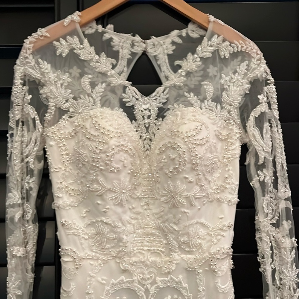 GORGEOUS!!! NWT! “Calla Blanche” Style 17121 Wedding Dress Size 8! - Picture 8 of 16